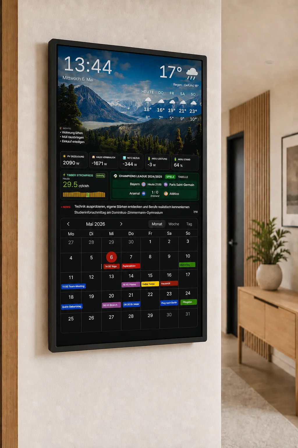 VistaBoard im dunklen Standard-Layout als Wanddisplay im Wohnbereich